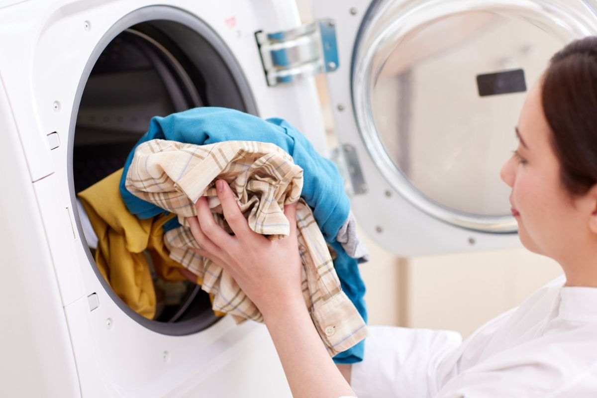 asciugatrice funzione pulsanti stiratura